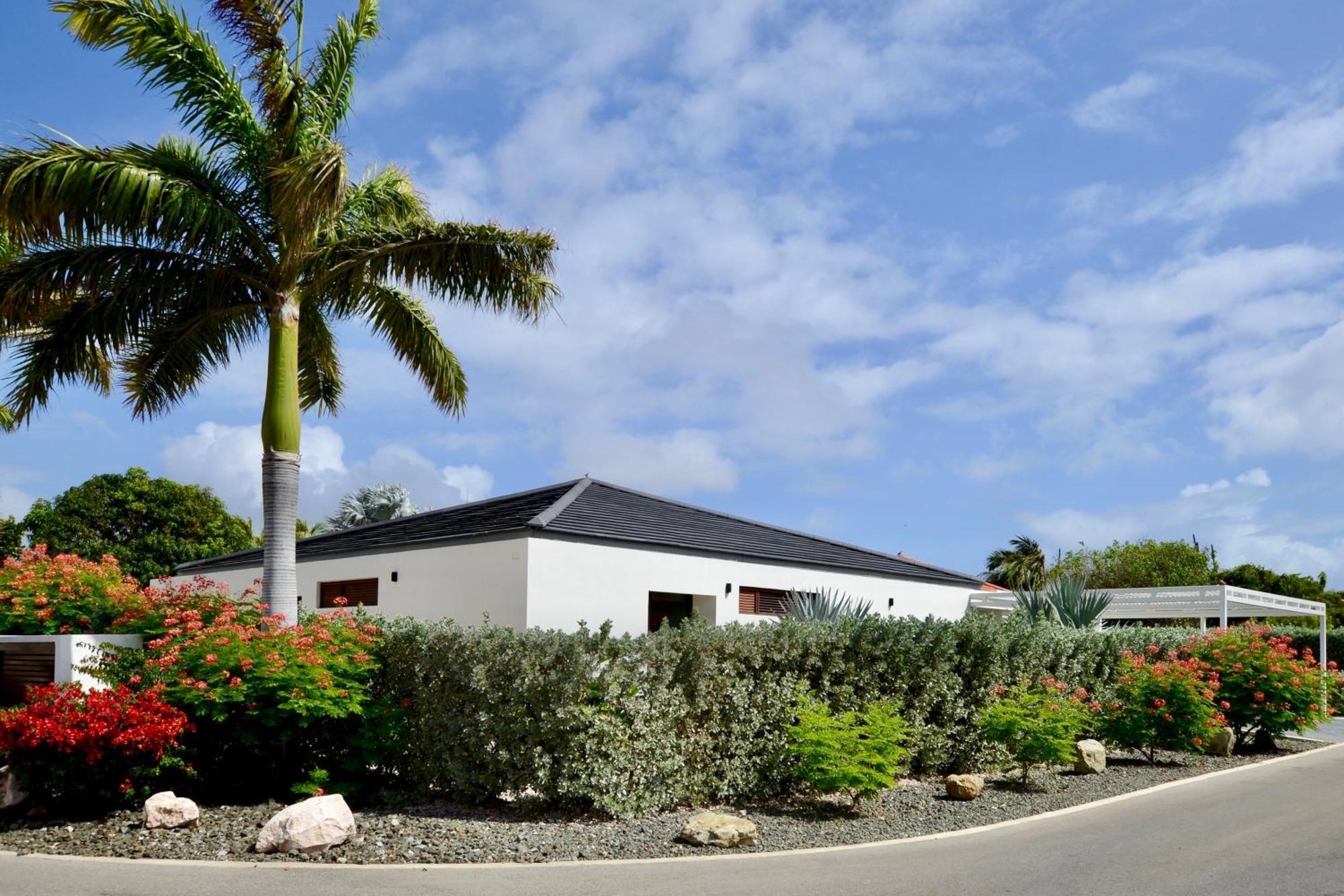 Villapark Flamboyan - Villa Alaia Willemstad Bagian luar foto